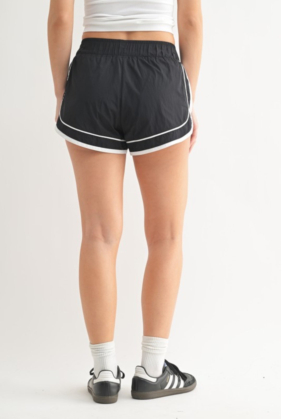 Active Shorts - BLACK/WHITE