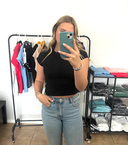 Fitted Cropped Baby Tee - BLACK