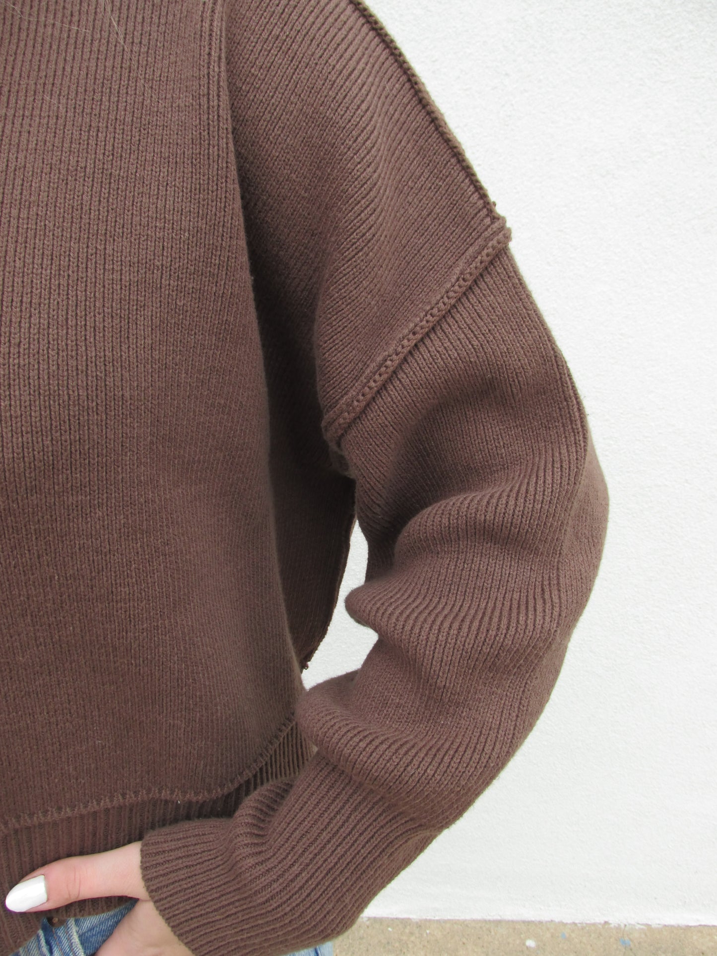 Oversized Cropped Sweater - BROWN