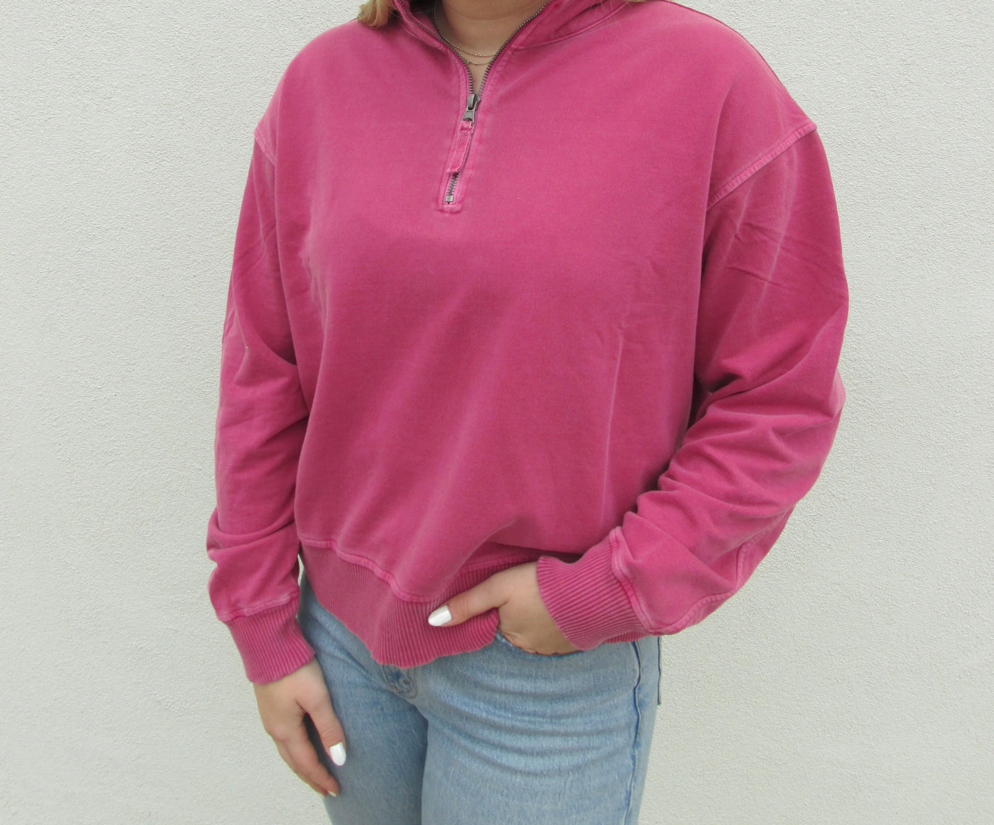 Mineral Wash Quarter Zip- WINE