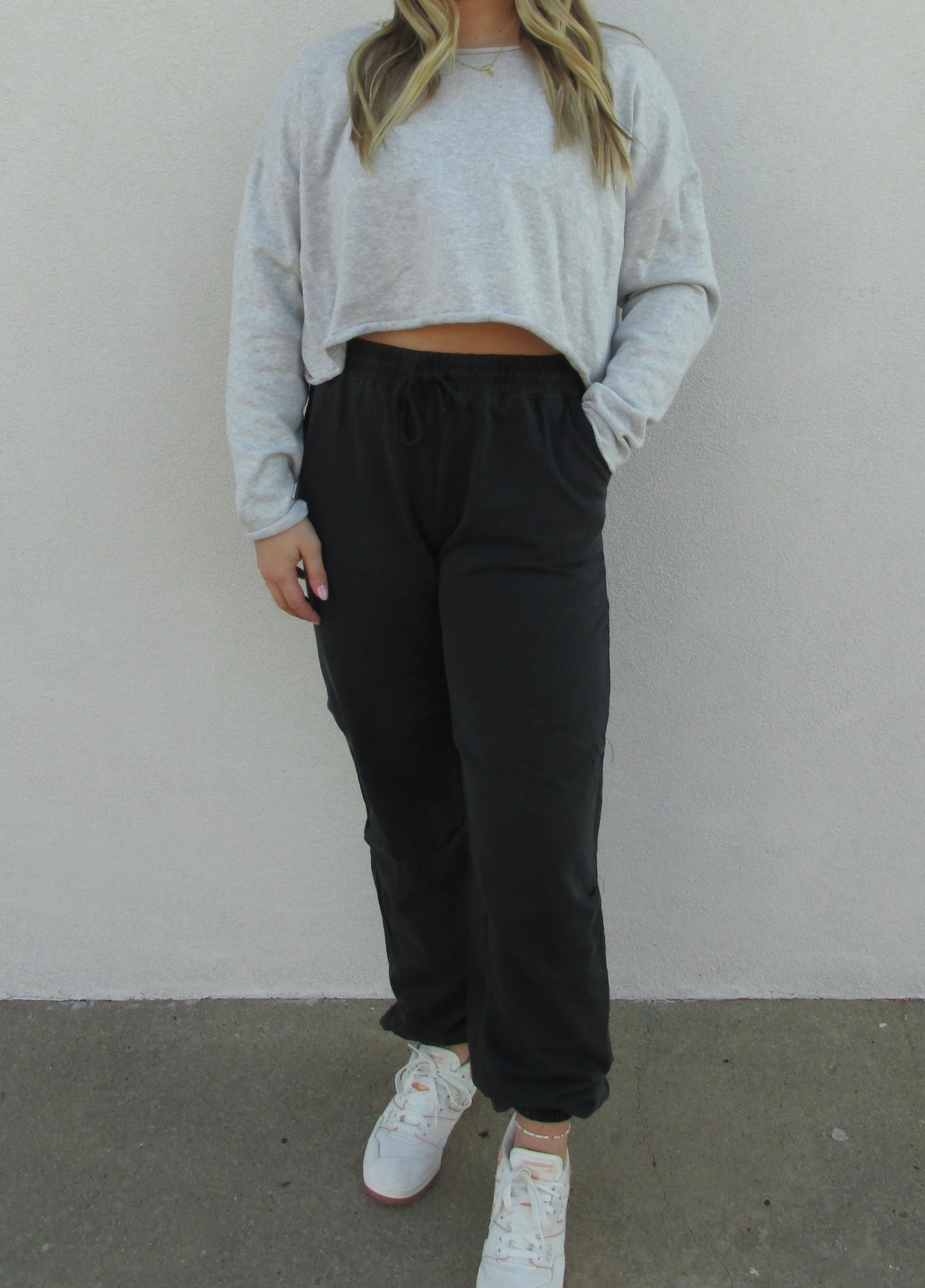 Pleated Drawstring Pants - BLACK
