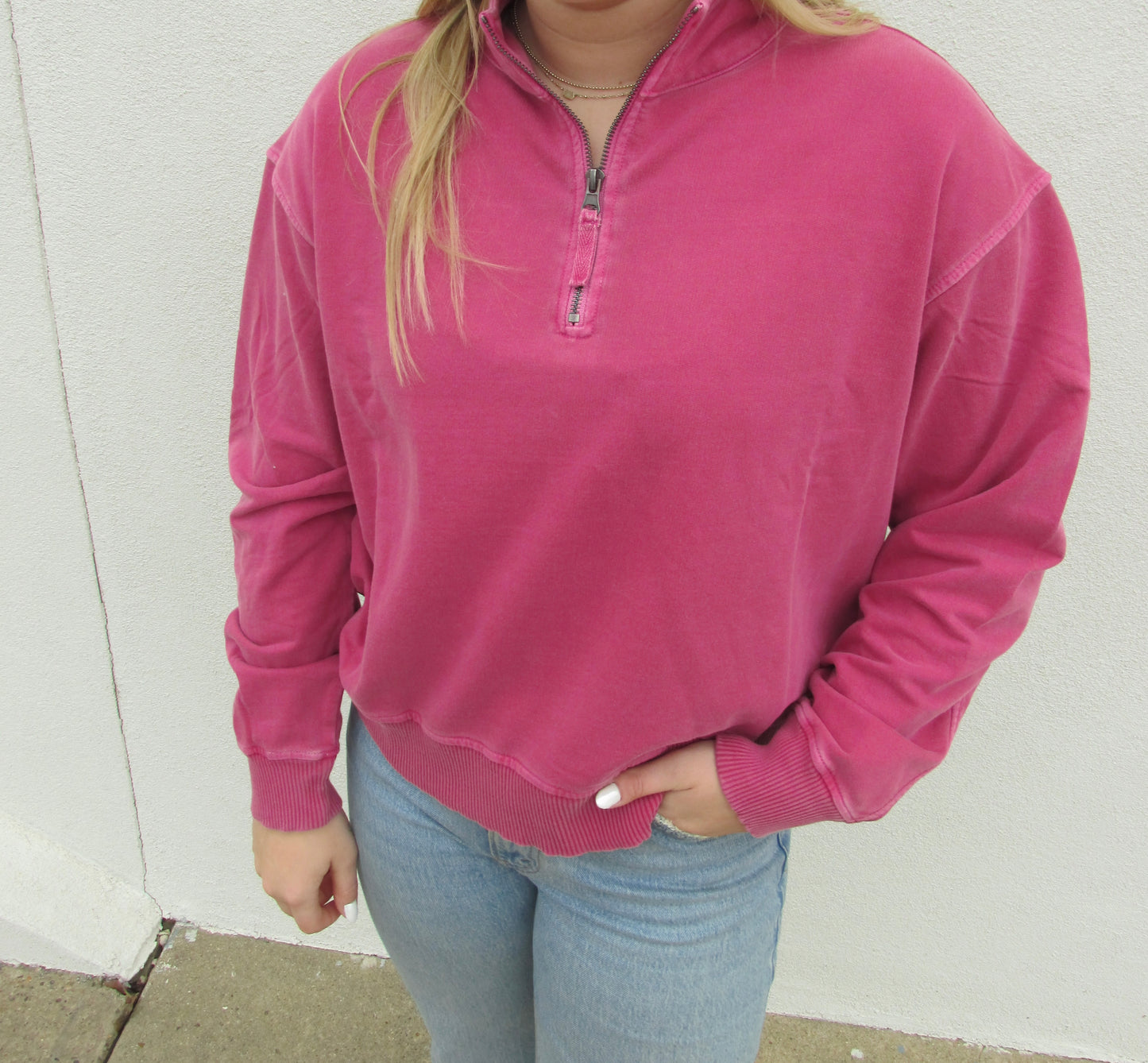 Mineral Wash Quarter Zip- WINE